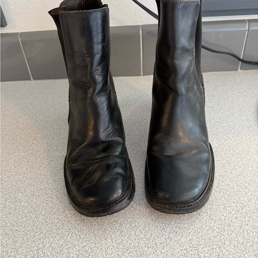 Women’s Black Leather Boots